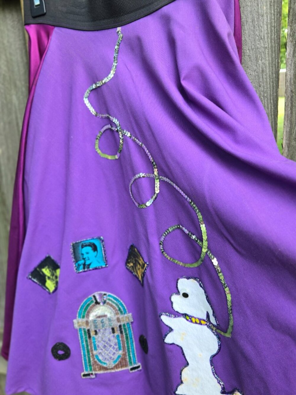 Poodle Skirt - SPECIAL and unique. Purple with elastic waist. Glitter, Elvis +